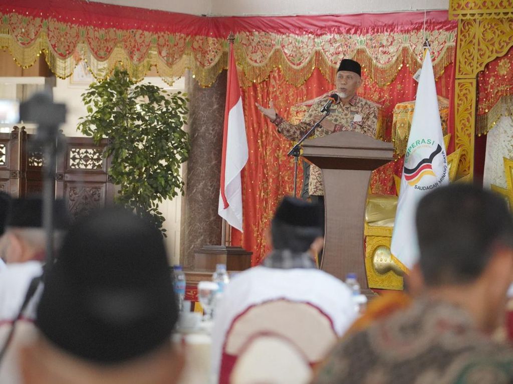 Gubernur Sumbar Lantik Pengurus Koperasi Saudagara Minang Raya