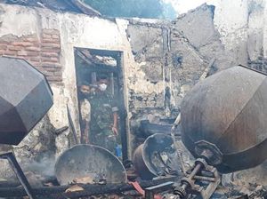 Dapur Produksi Kerupuk Japlay di Klaten Ludes Terbakar Dapur Produksi Kerupuk Japlay di Klaten Ludes Terbakar