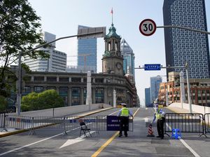 Baru Sehari Hirup Udara Bebas, Sebagian Shanghai Kembali Dilockdown Baru Sehari Hirup Udara Bebas, Sebagian Shanghai Kembali Dilockdown