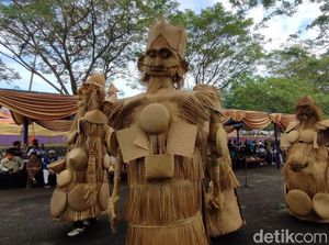 Uniknya Mabokuy, Ondel-ondel Ciamis dari Perkakas Dapur