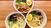 Resto Ramen Alshad Ahmad Ini Punya Dry Ramen Berbumbu Pedas Mantap