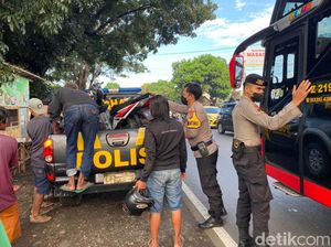 Pria di Probolinggo Nyaris Tabrakkan Motornya, Coba Bunuh Diri
