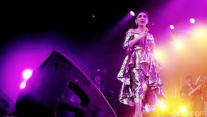Nostalgia Bareng Vina Panduwinata di BNI Java Jazz 2022