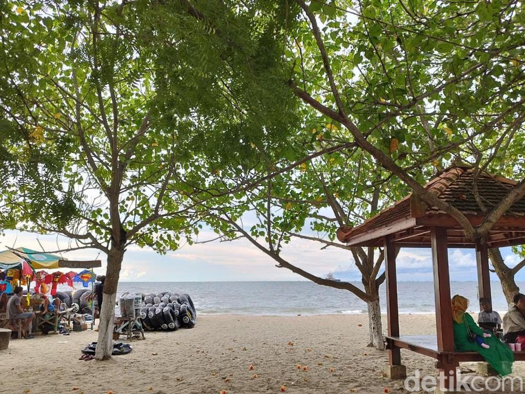 Info Pantai Delegan Gresik: Rute, Harga Tiket dan Spot Menarik Info Pantai Delegan Gresik: Rute, Harga Tiket dan Spot Menarik