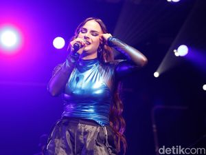 Aksi Memukau JoJo di Java Jazz Festival 2022 Aksi Memukau JoJo di Java Jazz Festival 2022