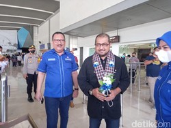 Tanpa AHY, Sekjend DPP Demokrat Hadiri Pelantikan DPD Sulsel