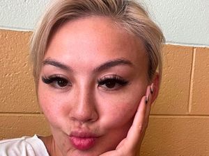 10 Wajah Artis Indonesia Tanpa Makeup, Agnez Mo Pamer Freckles