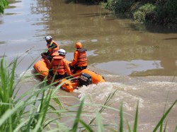 Hilang 2 Hari, Bocah 8 Tahun Ditemukan Tewas di Sungai Jombang
