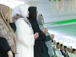 Bupati Tulang Bawang Hadiri Pengajian Akbar di Ponpes Darul Islah