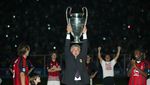 Foto: Carlo Ancelotti dan si Telinga Besar, bagaikan Bestie!