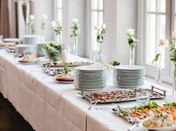 Tips Diet Tom Cruise yang Awet Muda hingga Hukum Makan di Acara Pernikahan