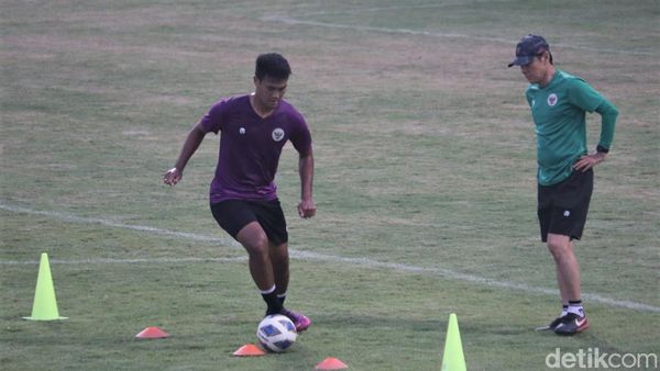 Intip Latihan Timnas Indonesia Jelang Bertanding Lawan Bangladesh