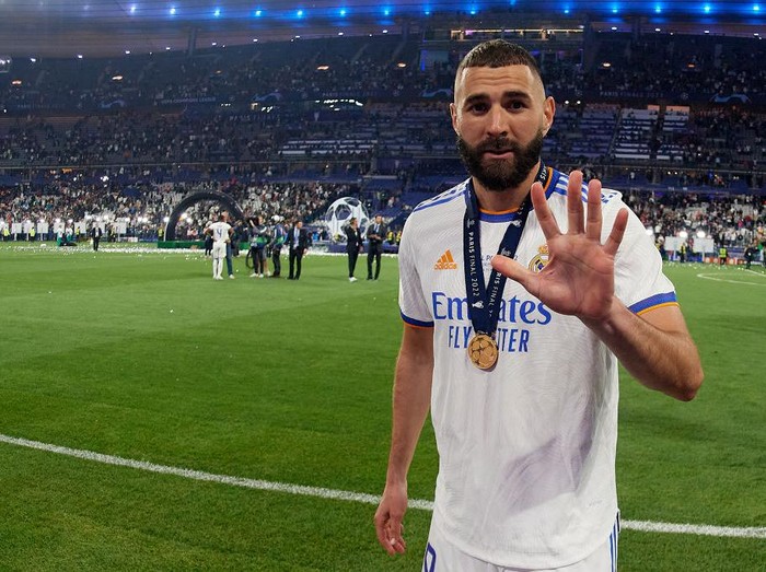 Karim Benzema of Real Madrid during the UEFA Champions League final match between Liverpool FC and Real Madrid at Stade de France on May 28, 2022 in Paris, France. (Photo by Jose Breton/Pics Action/NurPhoto via Getty Images)