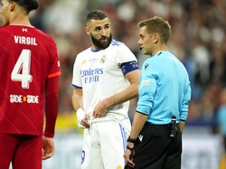 Kontroversi Wasit Anulir Gol Karim Benzema ke Gawang Liverpool