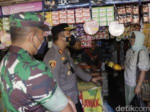 Stok Migor Curah di Pasar Jombang Melimpah, Harga Sesuai HET Stok Migor Curah di Pasar Jombang Melimpah, Harga Sesuai HET
