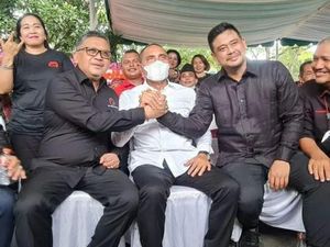 Respons Hasto Soal Bobby Nasution Gabung Gerindra Respons Hasto Soal Bobby Nasution Gabung Gerindra