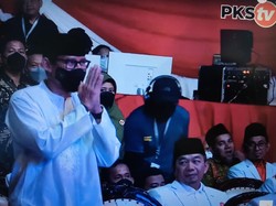 Dicolek PKS soal Jodoh 2024, Sandiaga Ungkit Pesan Ojo Kesusu Jokowi