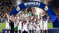 Gelar juara Liga Champions 2021/2022 yang diraih Real Madrid disambut suka cita tak hanya pendukung tetapi juga para pemainnya, Minggu (29/5/2022). Richard Callis/Eurasia Sport Images/Getty Images.