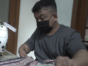 Bukan karena Kasihan Melainkan Keahlian, Karya Difabel Precious One Tembus Pasar Dunia Bukan karena Kasihan Melainkan Keahlian, Karya Difabel Precious One Tembus Pasar Dunia