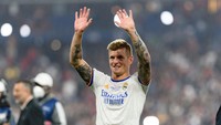 Toni Kroos sudah jadi mesin lini tengah Real Madrid sejak bergabung di tahun 2014. Perannya tidak tergantikan (Getty Images)