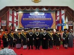 Pesan Rektor Unikama untuk Wisudawan: Ubahlah Tantangan Jadi Peluang!