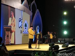 TP Ketua Golkar Sulsel Tak Diundang Pengukuhan IAS, NH: Persoalan Teknis