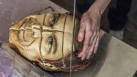 10 Kue Menyeramkan Ini Bentuk Kulit Wajah Berdarah hingga Monster, Berani Coba?