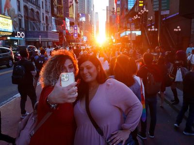 Para Pencari Senja di New York Berkumpul di Sini