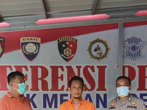 Warga Menteng Medan yang Ancam Bapak dengan Parang Diciduk Warga Menteng Medan yang Ancam Bapak dengan Parang Diciduk