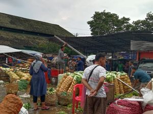 Atap Kanopi Pasar Giwangan Roboh Timpa 24 Orang, 1 Korban Patah Tulang