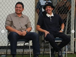 Atta Halilintar Tonton MU Latihan, Netizen: Bau-bau Manajer Nih