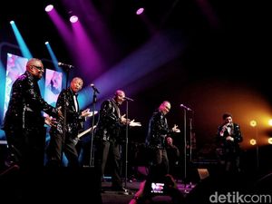 Duet Spesial The Temptations Revue-Glenn Leonard di Java Jazz 2022