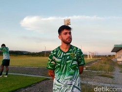 Bonek, Ada Salam Satu Nyali dari Vidal