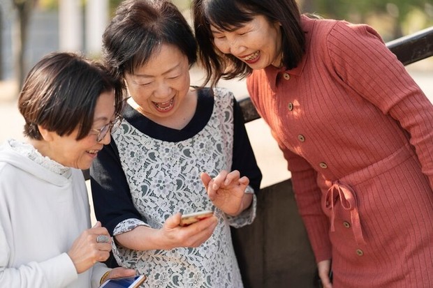 Ilustrasi berteman/ Foto: Freepik.com/freepik Ilustrasi berteman/ Foto: Freepik.com/freepik