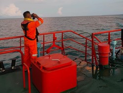 Kapal Bawa 50 Penumpang Mati Mesin di Perairan Konawe, Tim SAR Evakuasi