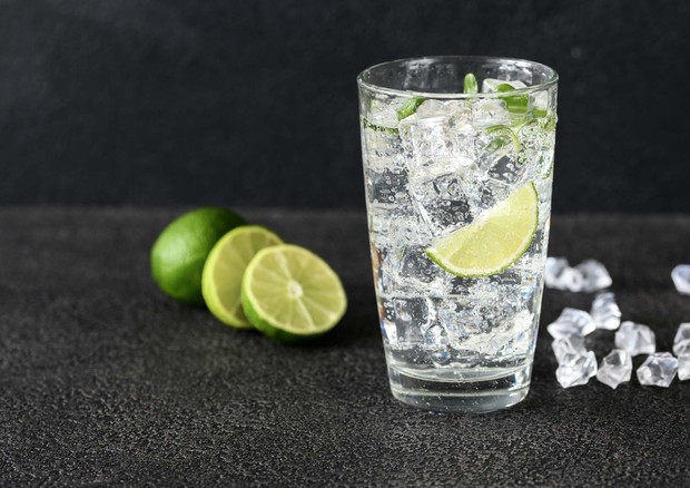 Ilustrasi Sparkling Water/Canva/AlexPro9500