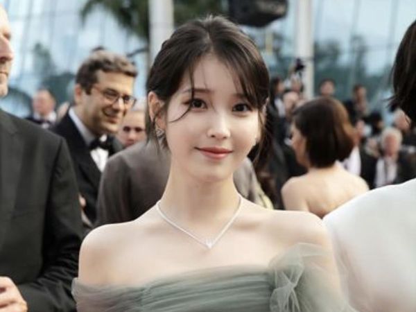 6 Gaya IU Jadi Sorotan di Cannes Film Festival, Kalungnya Rp 1,2 M