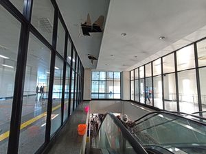 Penumpang Minta Atap Bocor di Stasiun Manggarai Segera Diperbaiki