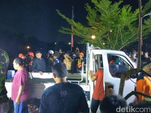 Petaka Belajar Nyetir di Bantul, Mobil Masuk Embung-1 Orang Tewas Petaka Belajar Nyetir di Bantul, Mobil Masuk Embung-1 Orang Tewas