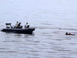10 Korban Selamat KM Ladang Pertiwi Ditemukan Nelayan Terapung-apung di Laut