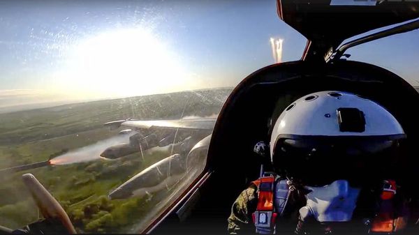 Momen Jet Tempur Rusia Bombardir Wilayah Ukraina