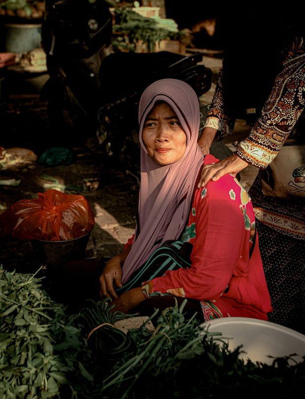 Pedagang pasar/ Foto: pexels.com/Ida Rizkha