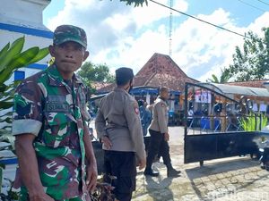 Sempat Ricuh, Pemilihan Kepala Desa PAW di Sampang Digelar Tertutup Sempat Ricuh, Pemilihan Kepala Desa PAW di Sampang Digelar Tertutup