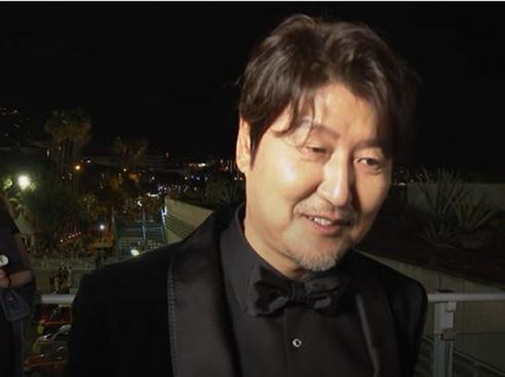 Keterkejutan Song Kang-ho Terpilih Jadi Aktor Terbaik di Cannes 2022