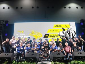 Transvision Gelar Event Balap The TX Surabaya Roadbike Challenge 2022 Transvision Gelar Event Balap The TX Surabaya Roadbike Challenge 2022