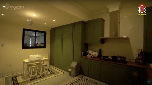 10 Potret Dapur Baru Shireen Sungkar yang Minimalis Bernuansa Hijau