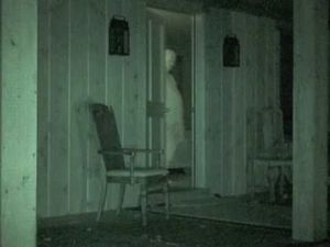 Merinding! Penampakan Hantu di 5 Tempat Makan Ini Teror Pengunjung Merinding! Penampakan Hantu di 5 Tempat Makan Ini Teror Pengunjung