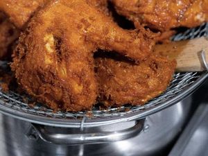 Malaysia Setop Ekspor, Singapura Say Goodbye to Nasi Ayam Malaysia Setop Ekspor, Singapura Say Goodbye to Nasi Ayam