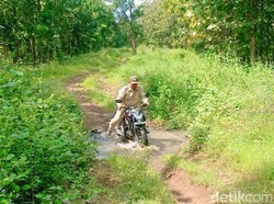 Ragam Kejanggalan Ertiga Tak Tergores saat Terobos Sungai-Hutan Angker
