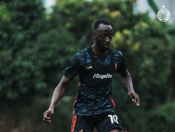 Gabung Latihan Persija, Makan Konate Bugar!